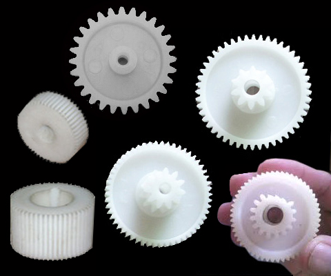 PVC - Plastic Gears - Nylon Gears - PVC Transmission Pinion Gear Shaft - PVC Industrial Gear - Shaft